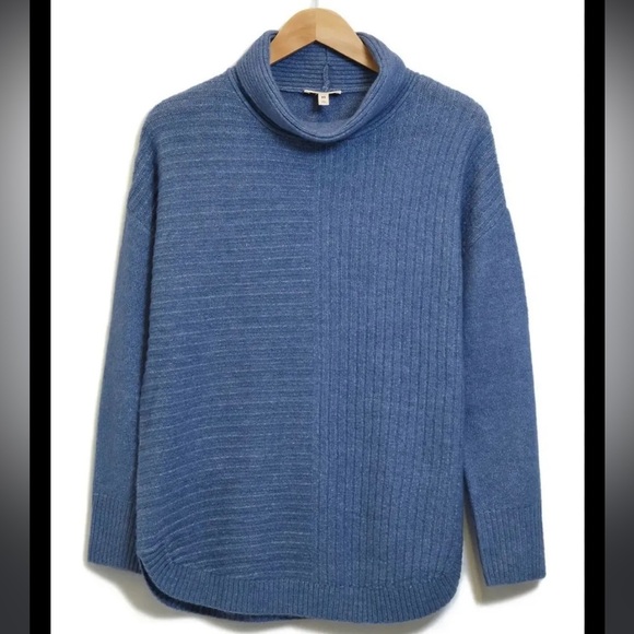 Como Vintage Turtleneck Sweater - Picture 1 of 7